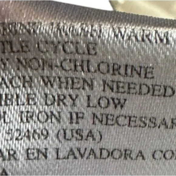 Intimate Moods Vintage Damask Satin Button Robe/Nightgown. Ivory- Size Medium. - Picture 7 of 7